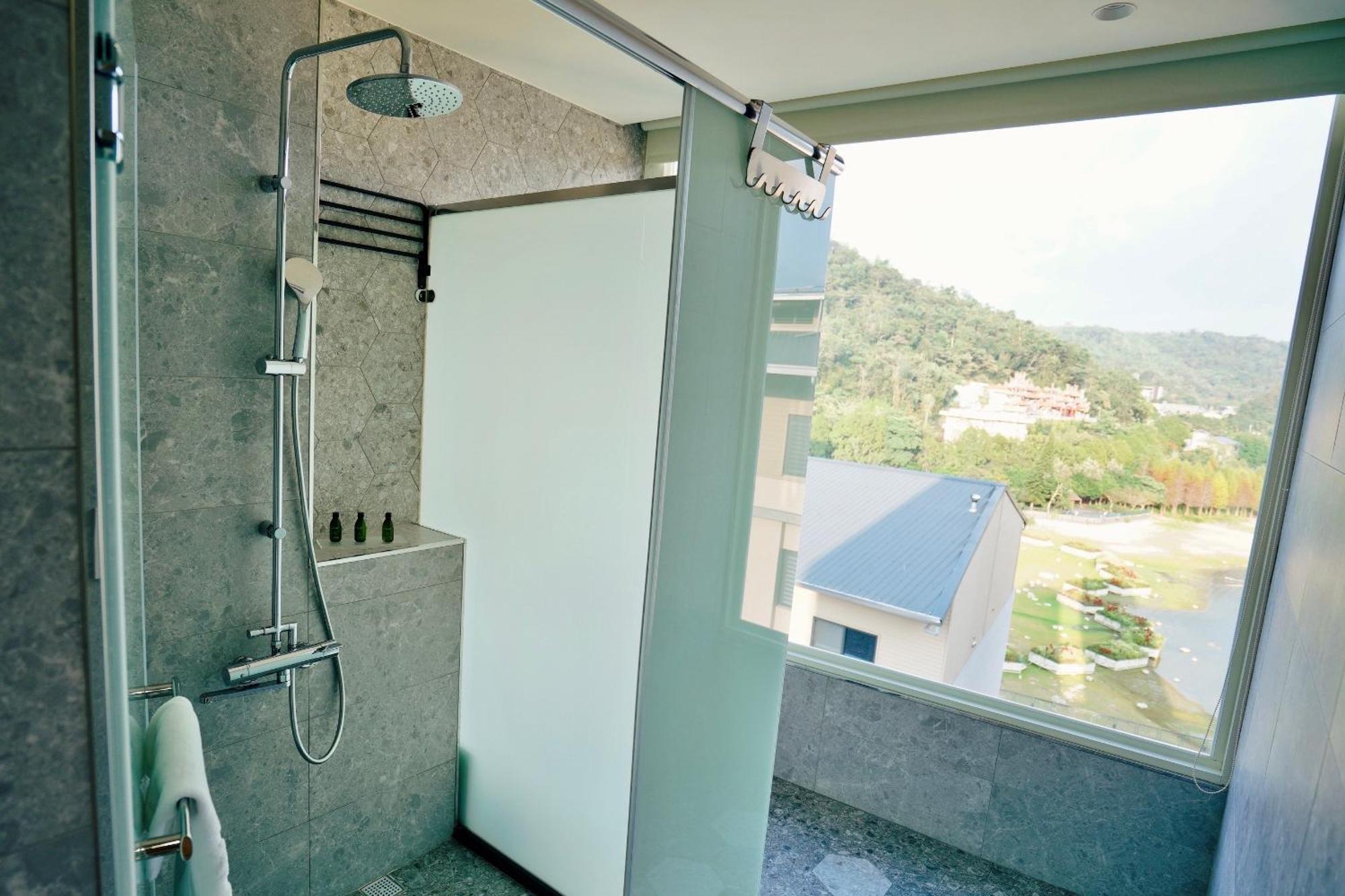 Lake B&B Yuchi Luaran gambar